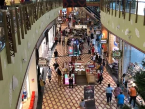 92% dos manauaras pretendem comprar durante a Black Friday 2025