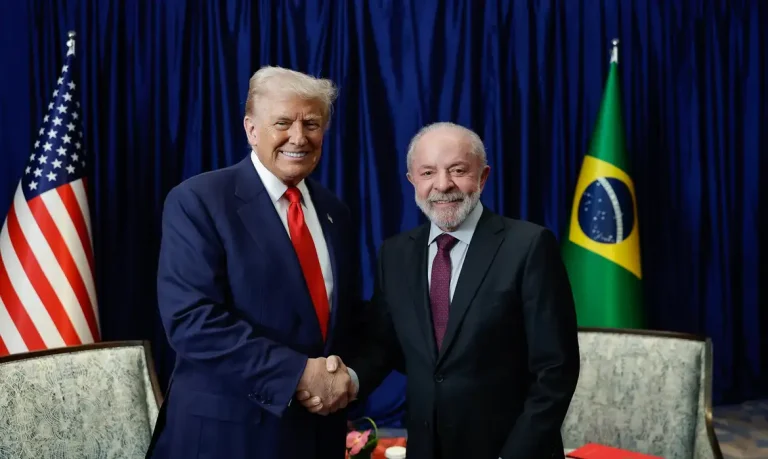Trump retira tarifa de 40% sobre produtos do Brasil como café e carne.
