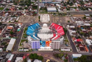 Ministério Público do Amazonas pede suspensão da venda de ingressos do Festival de Parintins após aumento de mais de 248%.