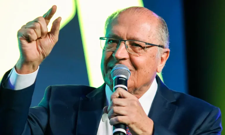 Tarifaço continua a afetar 22% das exportações, diz Alckmin.