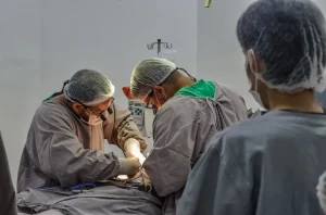 Em Manaus, Hospital Delphina Aziz repete marca histórica e realiza 3 transplantes em um único dia.