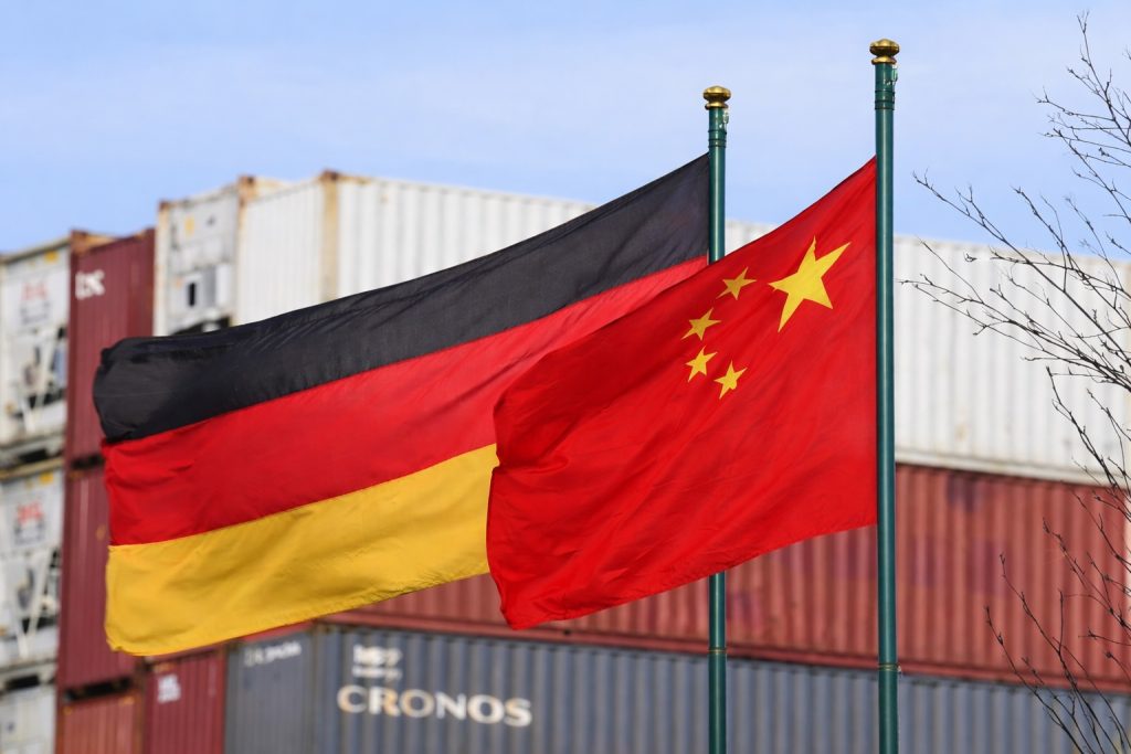 Balança Comercial: China lidera fornecimento ao Amazonas em dezembro; Alemanha é destaque nas exportações