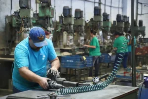 Produção industrial do Amazonas diminui, mas Fieam aponta cenário típico de fim de ano 2 Produção industrial do Amazonas diminui, mas Fieam aponta cenário típico de fim de ano
