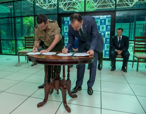 Exército e Censipam firmam acordo para implantar instituto de pesquisas no Amazonas