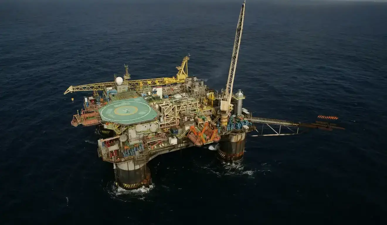 Vazamento de fluido de perfuração paralisa poço na Bacia da Foz do Amazonas por até 15 dias