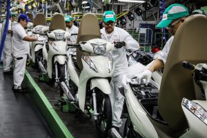 Cinco décadas e 32 milhões de motos: fábrica da Honda em Manaus celebra trajetória histórica