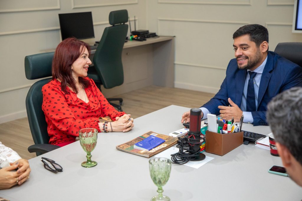 TRE-AM e UEA firmam parceria para ampliar atendimento eleitoral em Manaus 1 eleitoral