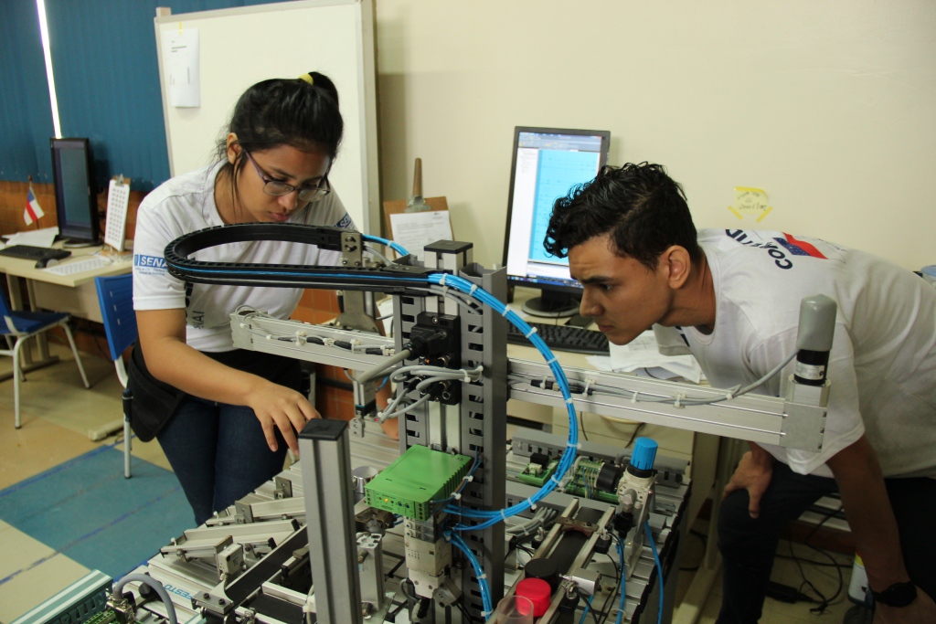 Há 59 anos, Zona Franca gera empregos, renda e inovação para a Amazônia