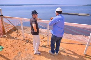 David Almeida admite conversas sobre candidatura ao Governo e confirma candidatura da filha