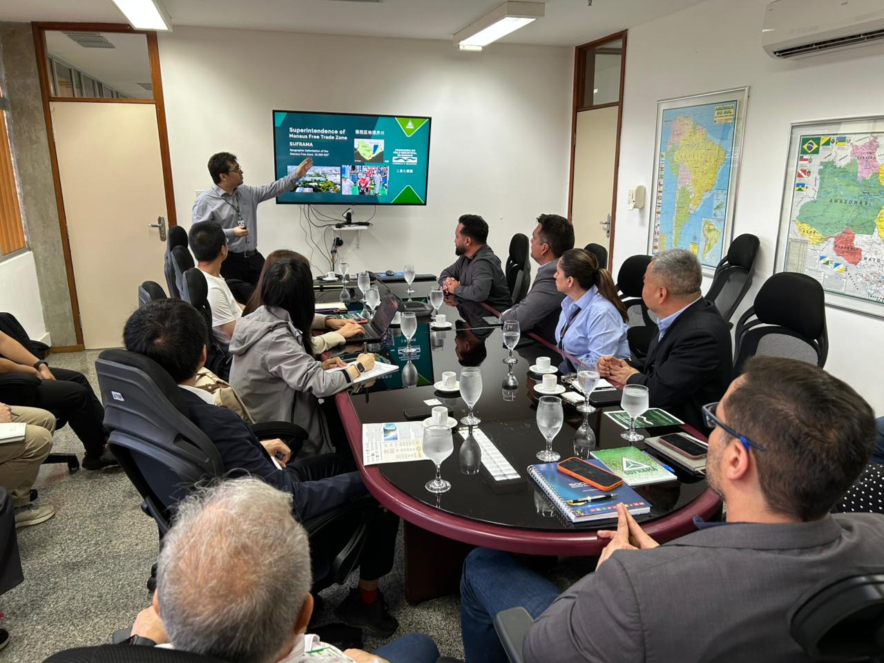 BYD avalia ampliar producao de componentes para veiculos eletricos em Manaus Foto Suframa