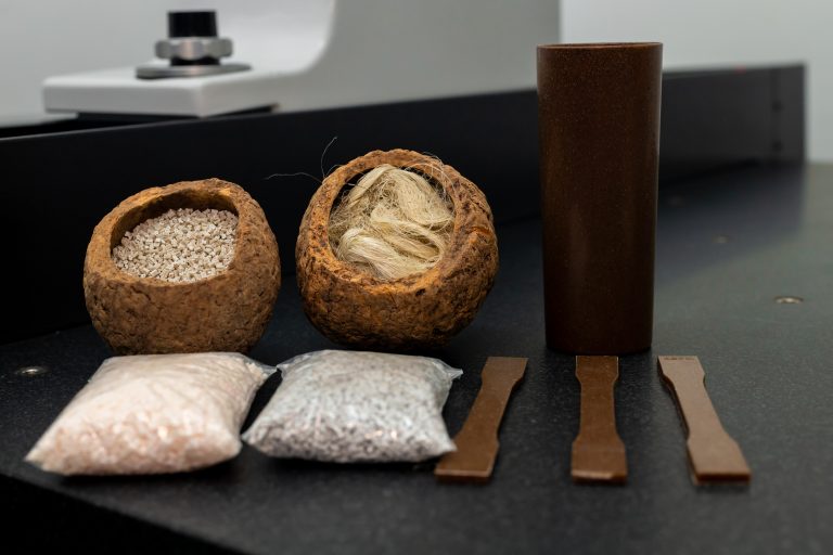 Plástico com fibra amazônica coloca empresa de Manaus entre finalistas de prêmio nacional de inovação