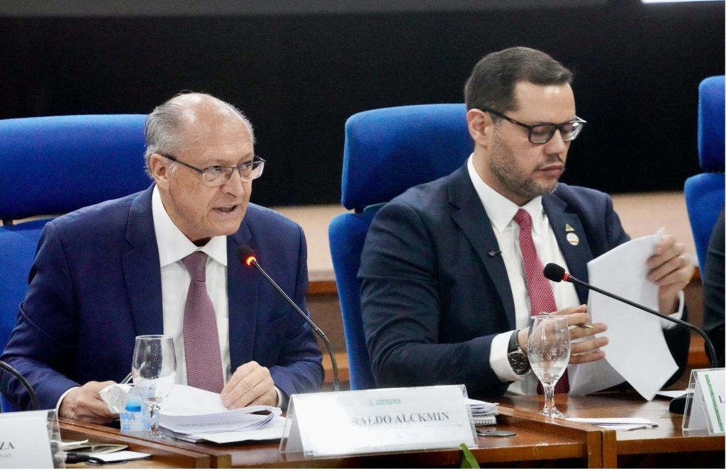 Zona Franca atrai R$ 1,17 bilhão em novos projetos, mas falta de áreas expõe limite à expansão do polo 1 reuniao cas uframa