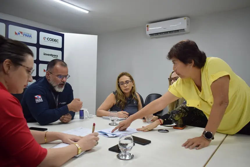 reuniao para foto divulgacao