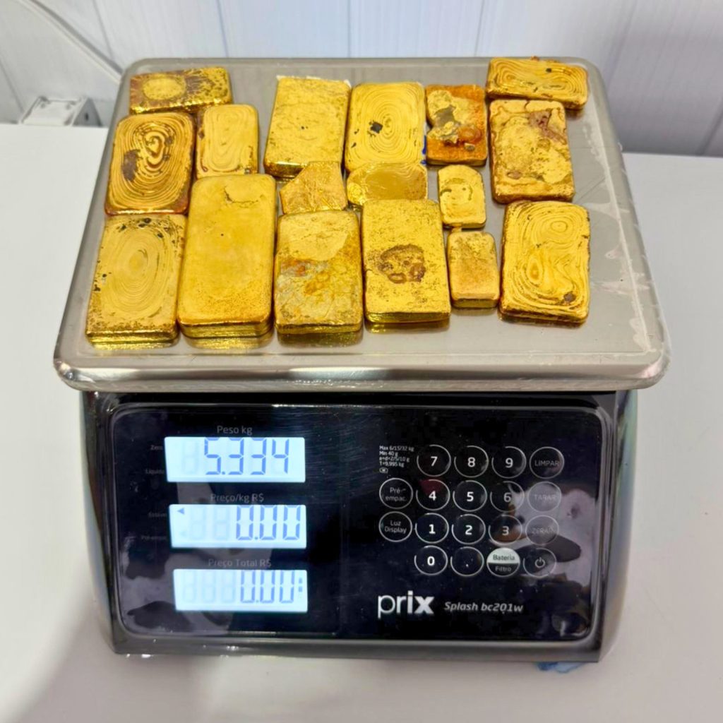 Comando Militar da Amazônia apreende mais de 5 kg de ouro proveniente de garimpo ilegal 1 CMA OURO