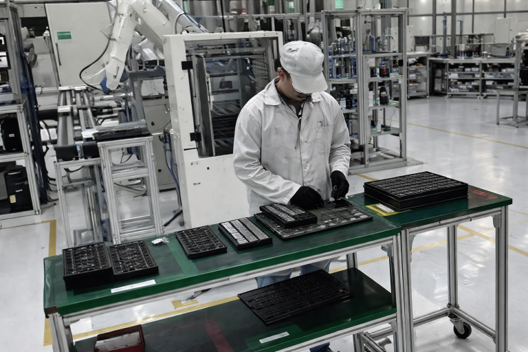 Cal-Comp anuncia produção de placas avançadas e medidores inteligentes de água