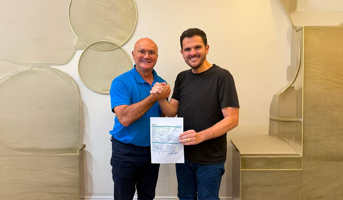 Coronel Menezes oficializa filiação ao Avante e reforça pré-candidatura a deputado federal