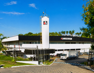 Iluminação automotiva: Stanley Angstrom chega perto de 1 milhão de peças por mês em Manaus