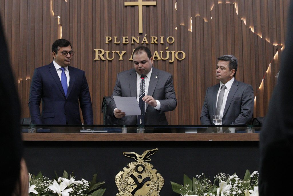 Wilson Lima e Tadeu de Souza renunciam aos cargos no Amazonas; Roberto Cidade assume o Governo do Amazonas