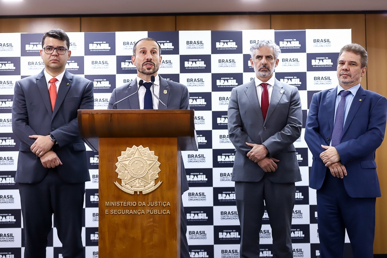 oOPERACAO COMPLICE ZERO