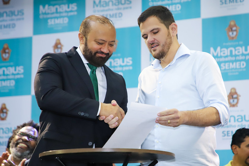 Relatório do Programa Orçamento na Escola 2026 prevê R$ 9 mi em investimentos e nova plataforma digital 1 escola