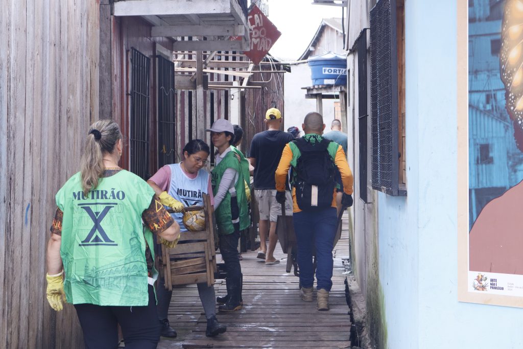 Mutirão nacional retira mais de 10 toneladas de lixo das áreas de palafitas em Belém 1 Mutirão Palafitas