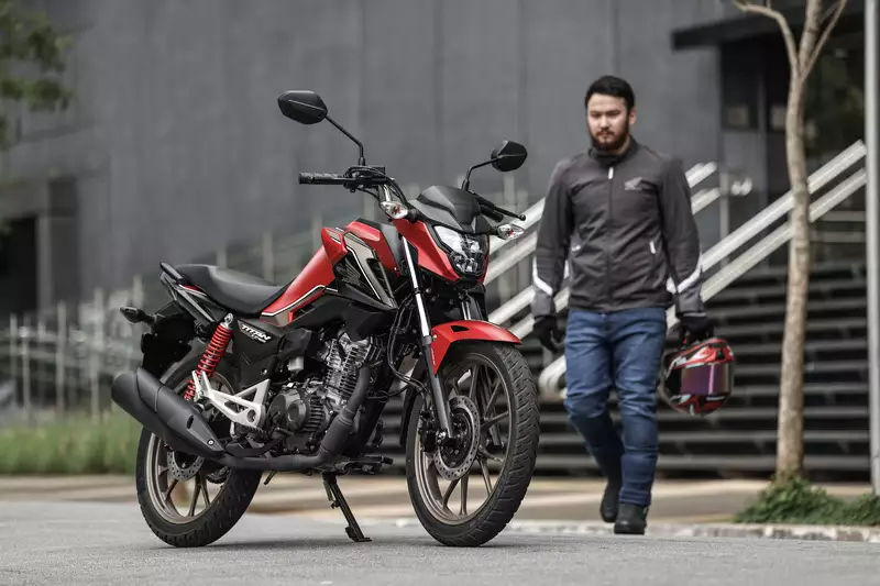 Honda Motos registra crescimento de 11% em emplacamentos no primeiro semestre de 2026 1 Honda CG 160 50 anos