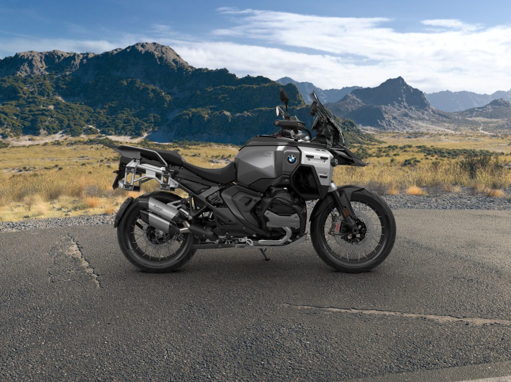 Fábrica da BMW Motorrad em Manaus atinge a marca de 150 mil motocicletas produzidas no Brasil 2 P90646374 highRes bmw r 1300 gs advent