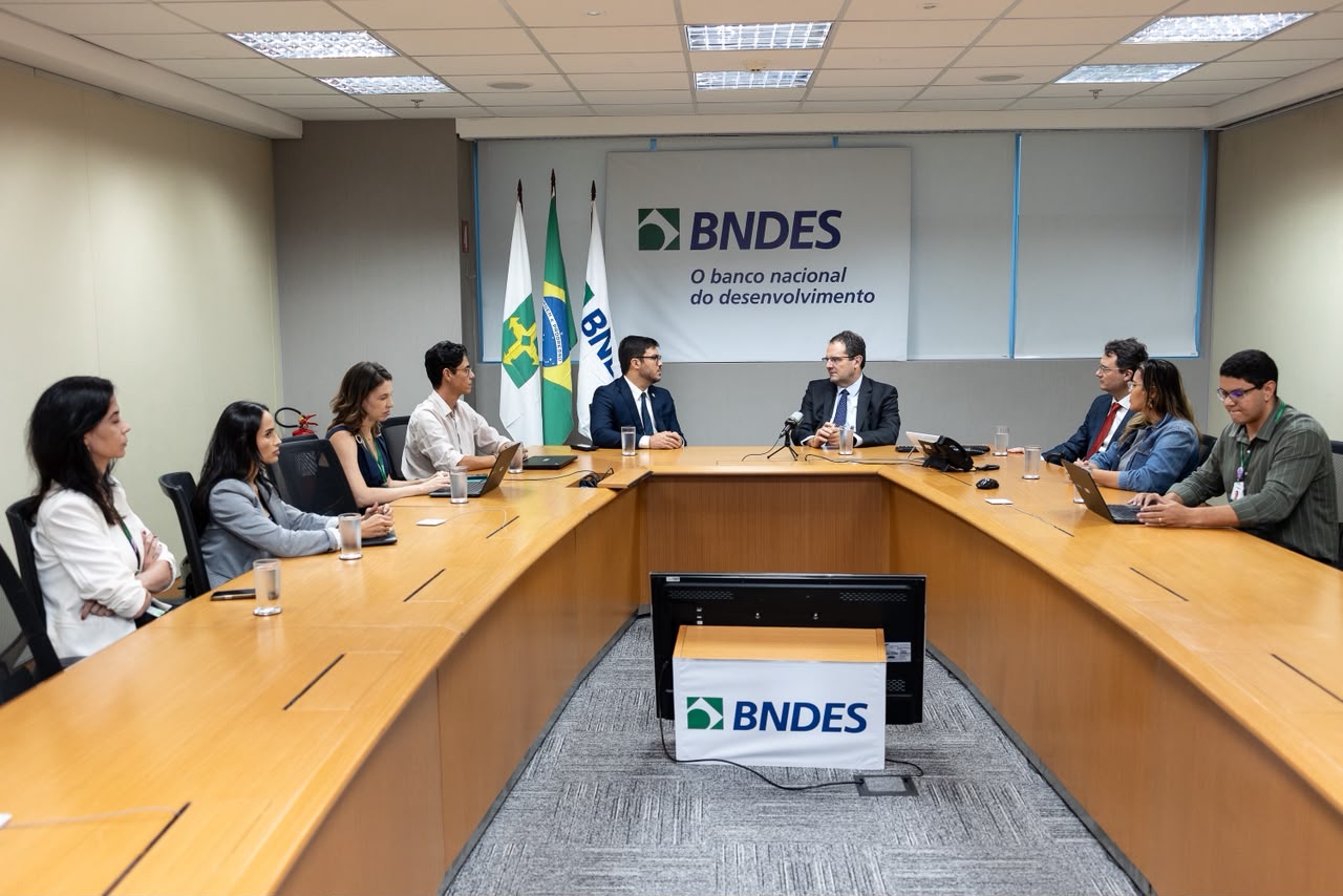 BNDES e Acre firmam contrato para estruturar concessões de florestas estaduais 1 BNDES