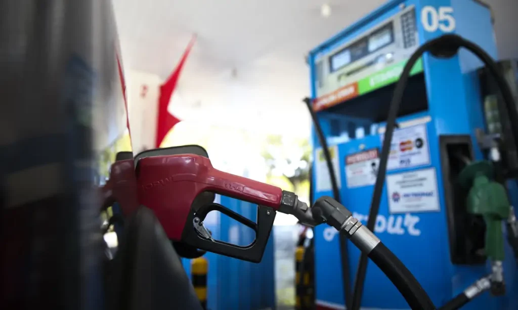 Tributos gasolina